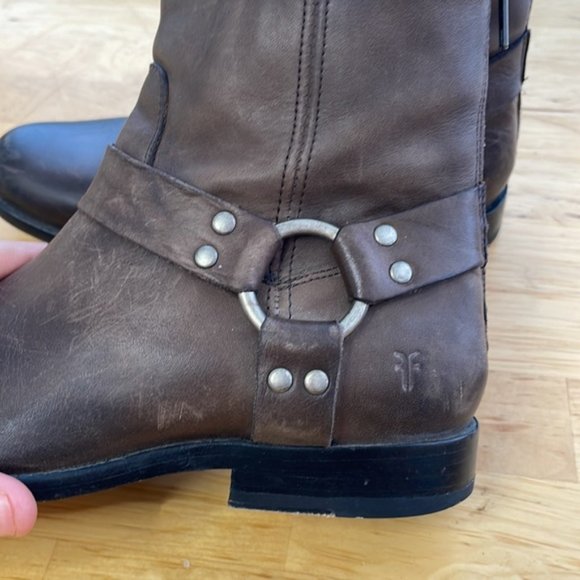 Frye women’s Phillip' Harness Short ankle leather Boots booties brown 6.5 - Picture 4 of 10